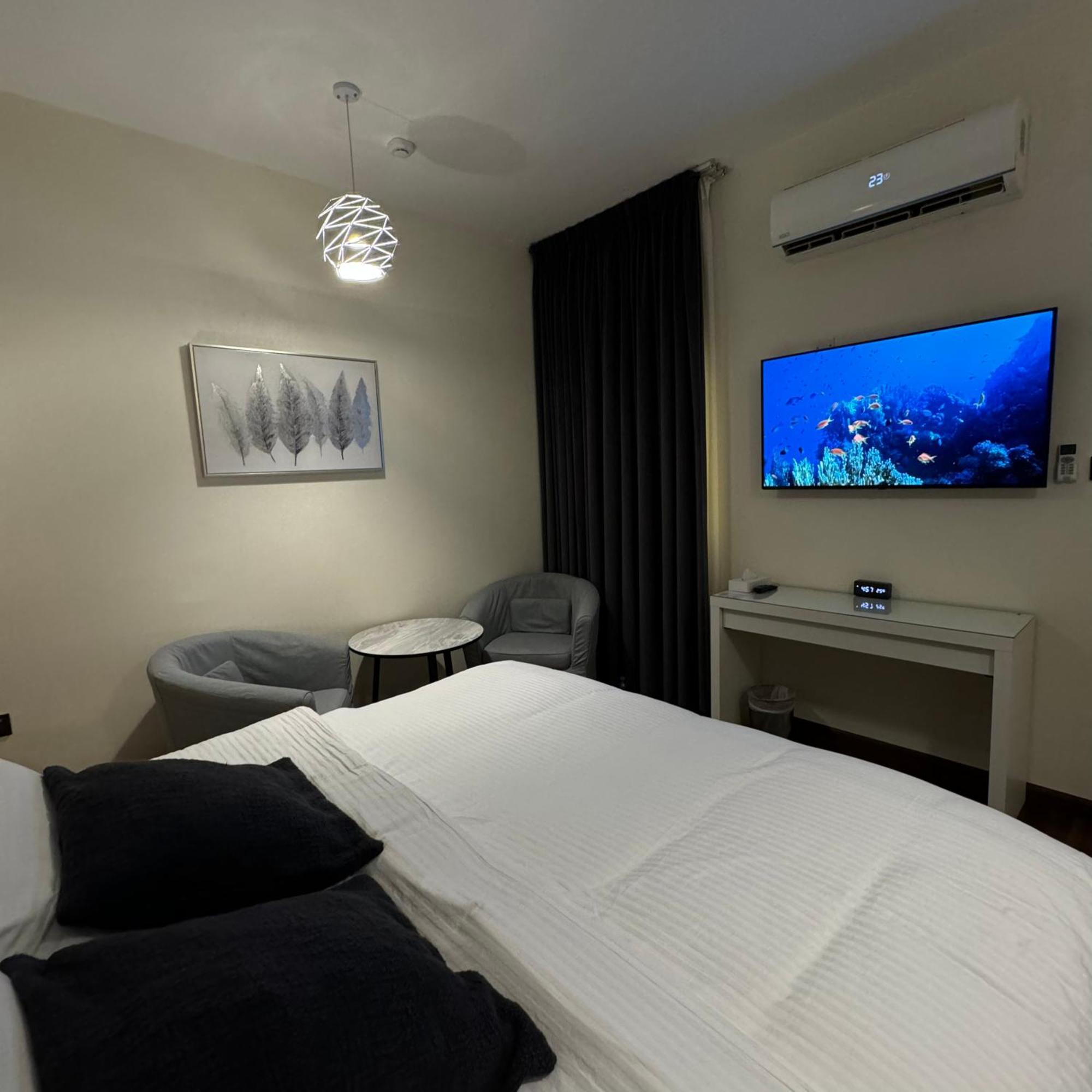 The Elegance Rooms นิซวา ภายนอก รูปภาพ